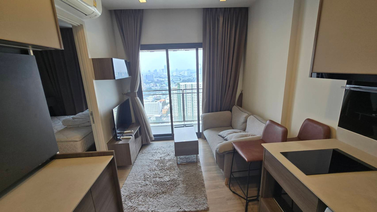 For RentCondoSapankwai,Jatujak : Condo for rent THE LINE Phahon-Pradipat Condo fully furnished, ready to move in, close to BTS Saphan Khwai, only 550 meters!!