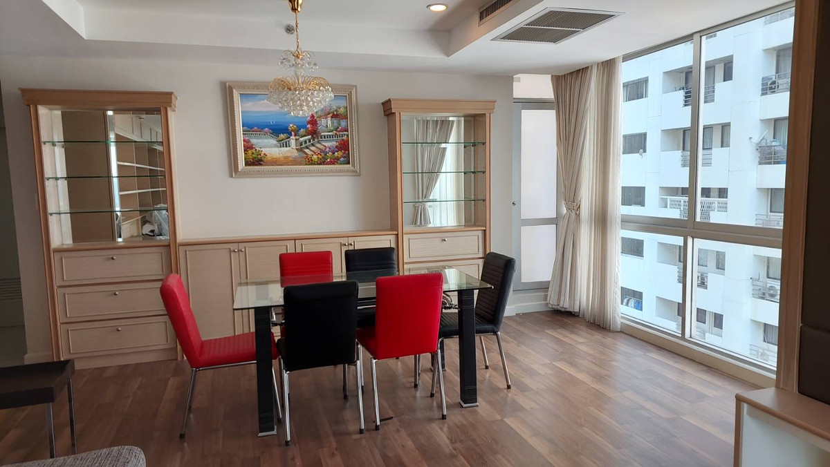 For RentCondoWitthayu, Chidlom, Langsuan, Ploenchit : 🌟 Elevate Your Urban Lifestyle! Spacious Luxury Condo for Rent at The Rajdamri.