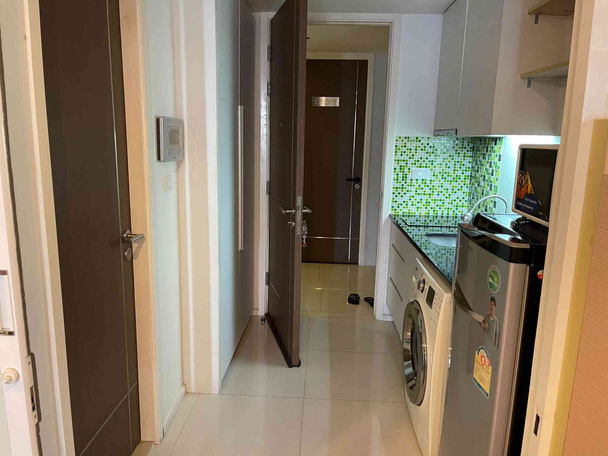 For SaleCondoNana, North Nana,Sukhumvit13, Soi Nana : 15 Sukhumvit Residences / Studio (SALE WITH TENANT), 15 Sukhumvit Residences / Studio (Sale with Tenant) BJ009