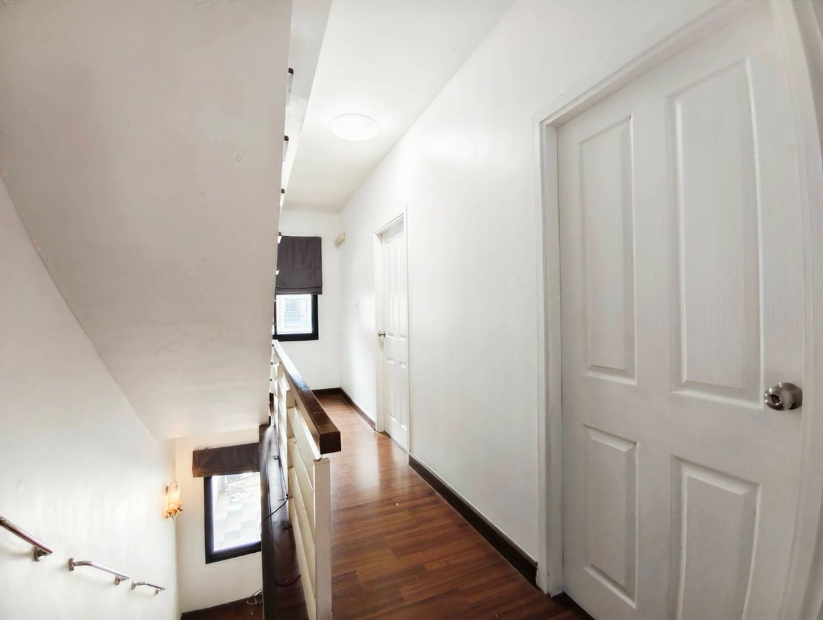 ให้เช่าทาวน์โฮมมีนบุรี-ร่มเกล้า : 🏡✨ ทาวน์โฮม 3 ชั้น ให้เช่า | โซนคลองสามวา ทำเลน่าอยู่ ✨🔑
💸 ราคาเช่า 16,000 บาท/เดือน
(สัญญาขั้นต่ำ 1 ปี)