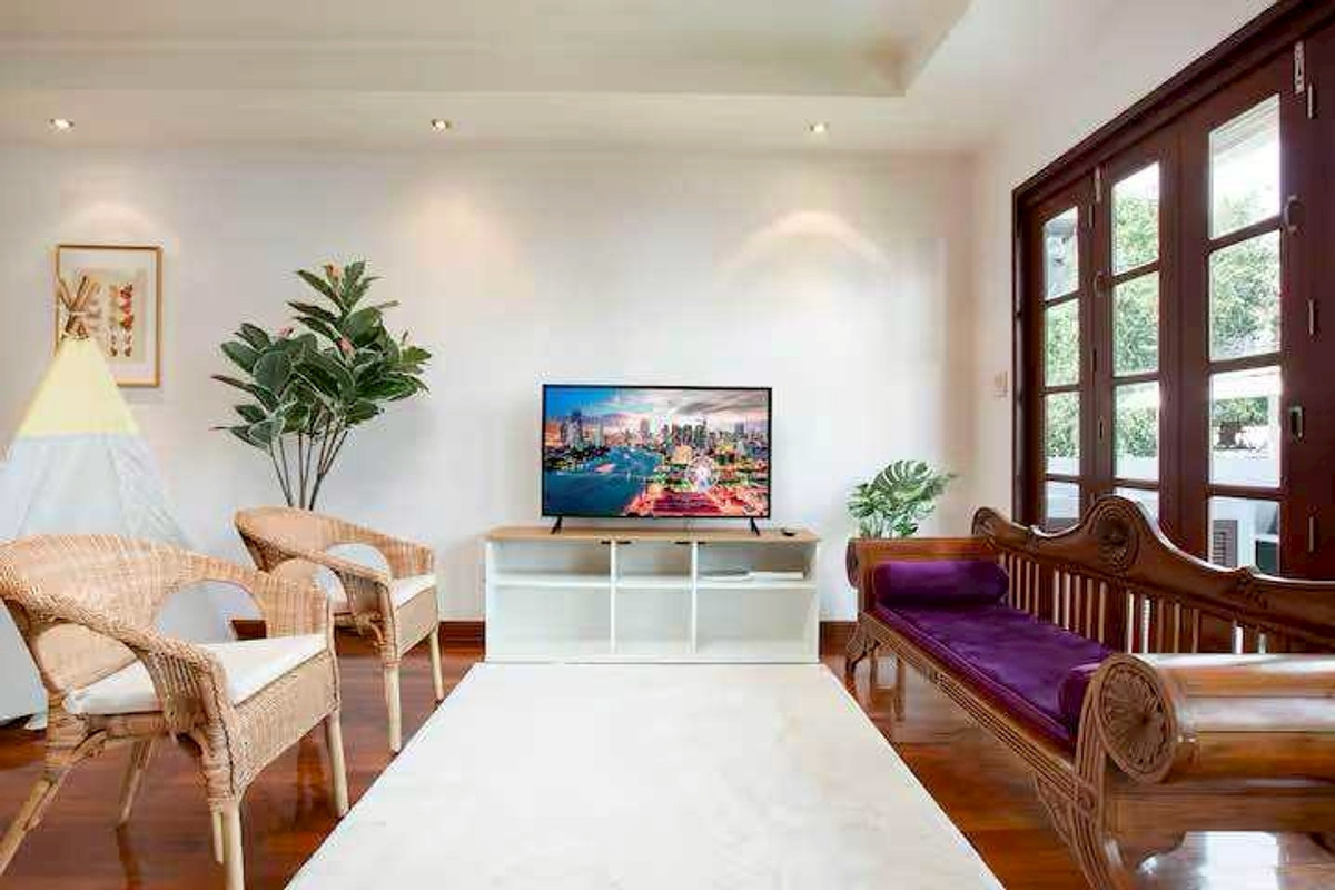 ให้เช่าทาวน์โฮมสุขุมวิท อโศก ทองหล่อ : LTH14503 – Townhouse for Rent | Townhouse Sukhumvit 39 | 37 sq.w. 440 sqm | 4 Beds 4 Baths | Near BTS Phrom Phong | 100K/Month | ทาวน์เฮ้าส์ให้เช่า สุขุมวิท 39