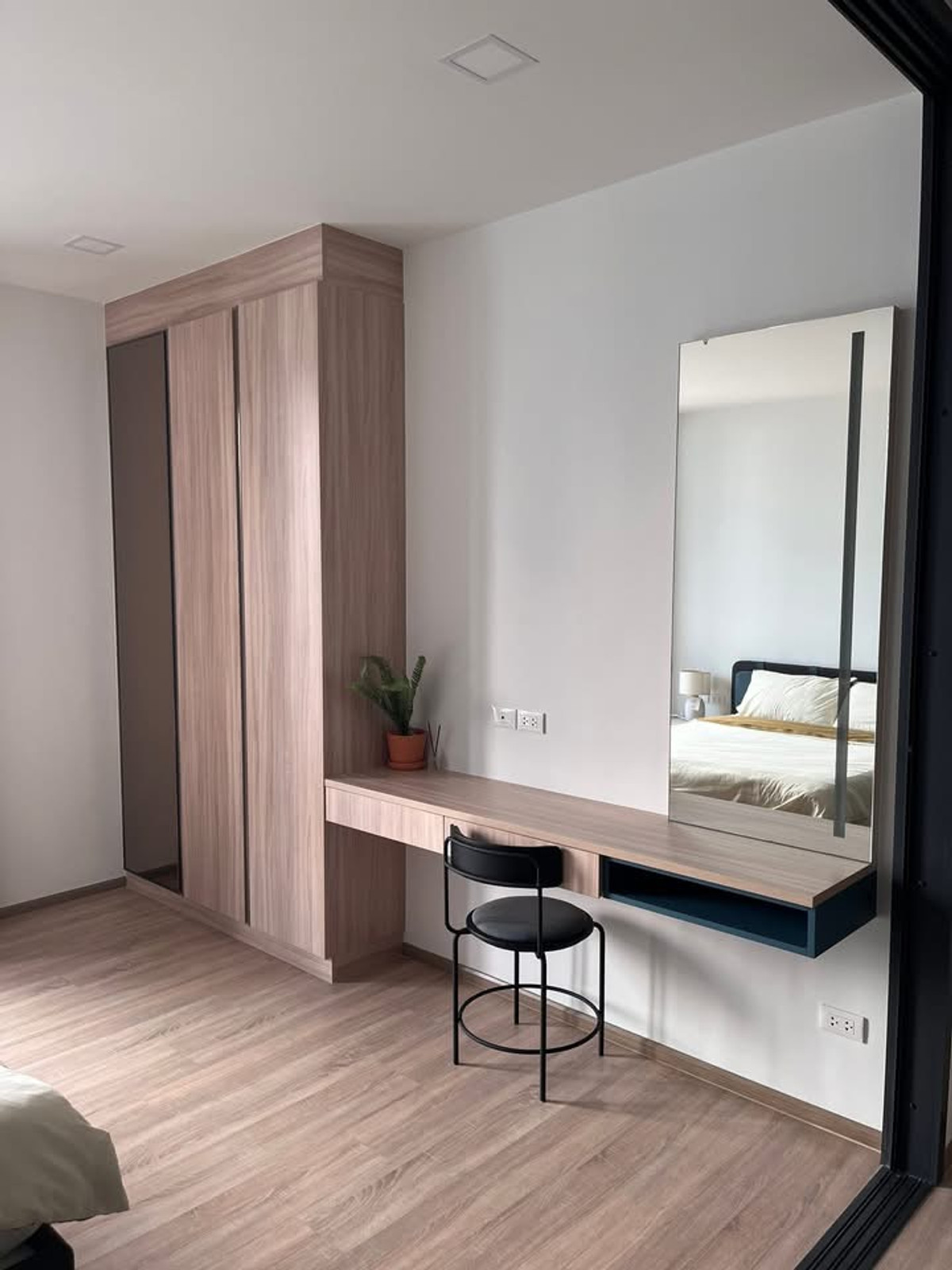 For RentCondoRatchathewi,Phayathai : ✅Big room, hard to find ✅ Condo XT Phayathai XT Phayathai XT Phayathai (BTS Phayathai)