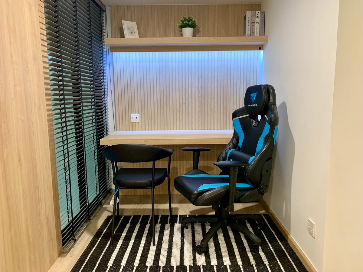 For RentCondoSukhumvit, Asoke, Thonglor : For rent: Noble Recole Sukhumvit 19 (60 sq m.), beautiful room, fully furnished.