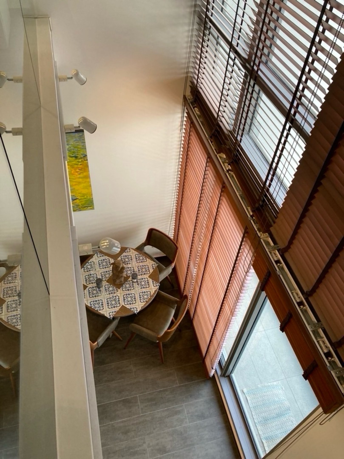ให้เช่าคอนโดสุขุมวิท อโศก ทองหล่อ : The Lofts Ekkamai 1bed 37K call 0886166564