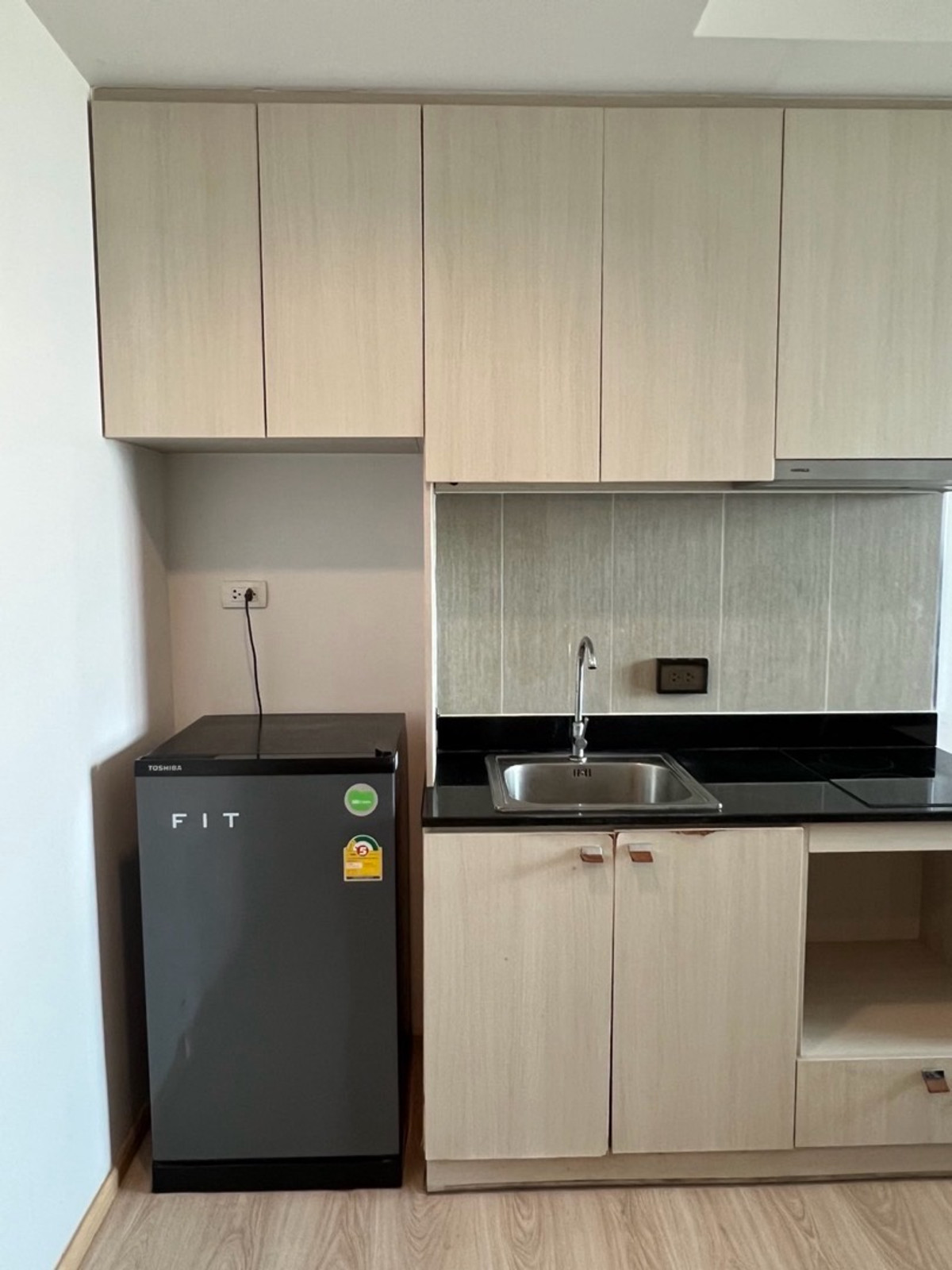 ขายคอนโดรัตนาธิเบศร์ สนามบินน้ำ พระนั่งเกล้า : ห้องสวย ทิศตะวันออกเฉียงเหนือ ขาย/เช่า