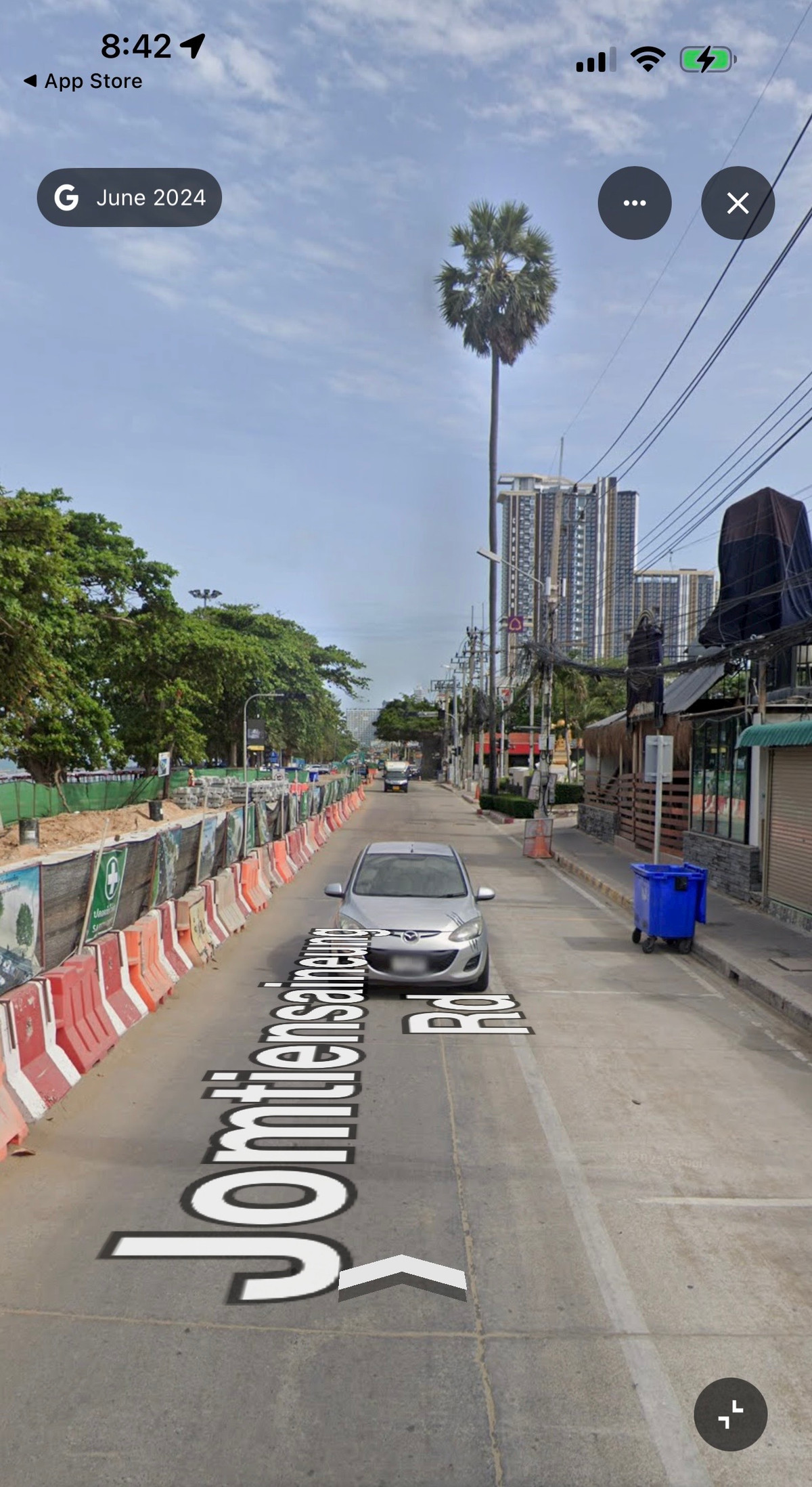 ขายที่ดินพัทยา บางแสน ชลบุรี สัตหีบ : Land Jomtien sai 1 beach front Pattaya for sell: 20-2-70 Rai 1,757,500,000 Am: 0656199198