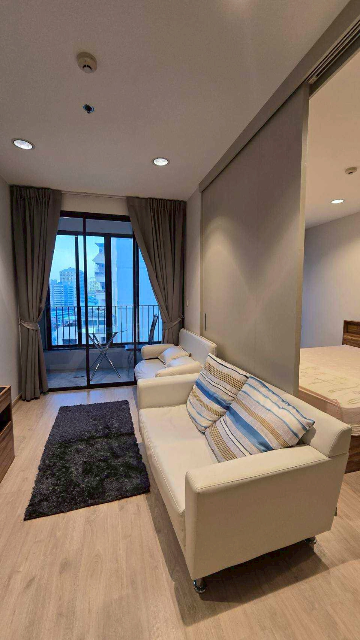 For RentCondoRatchathewi,Phayathai : For rent ⭐️ Ideo Q Ratchathewi (Ideo Q Ratchathewi) 34 sq m., 15th floor, 20,000 baht/month ⭐️ near BTS Ratchathewi, beautiful room