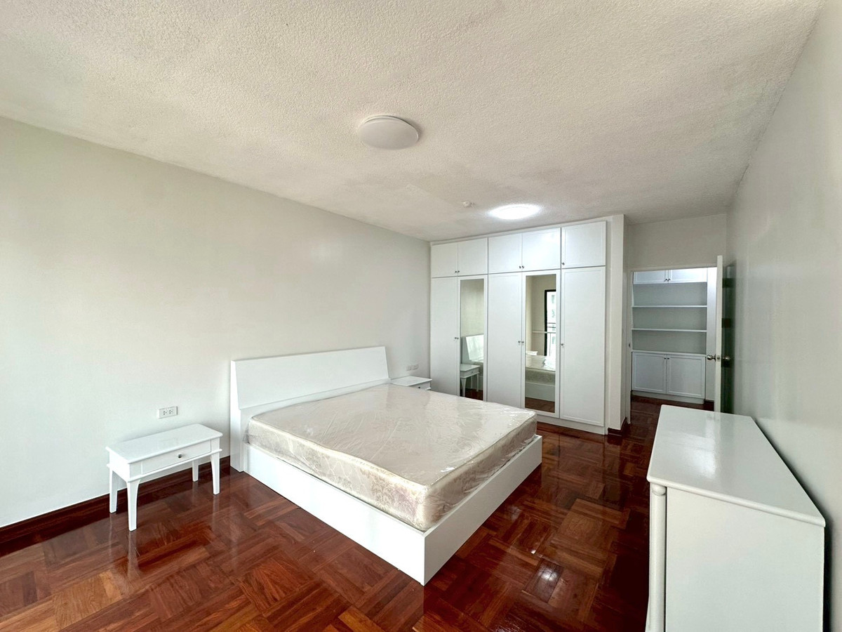 ให้เช่าคอนโดวิทยุ ชิดลม หลังสวน : ให้เช่าคอนโดเลี้ยงสัตว์ได้ 😼🐶ย่านหลังสวน 3ห้องนอน ขนาด 250ตรม. เฟอร์นิเจอร์ครบ ใกล้BTS ชิดลม, Central Chidlom, Central Embassy, centralwOrld พร้อมอยู่