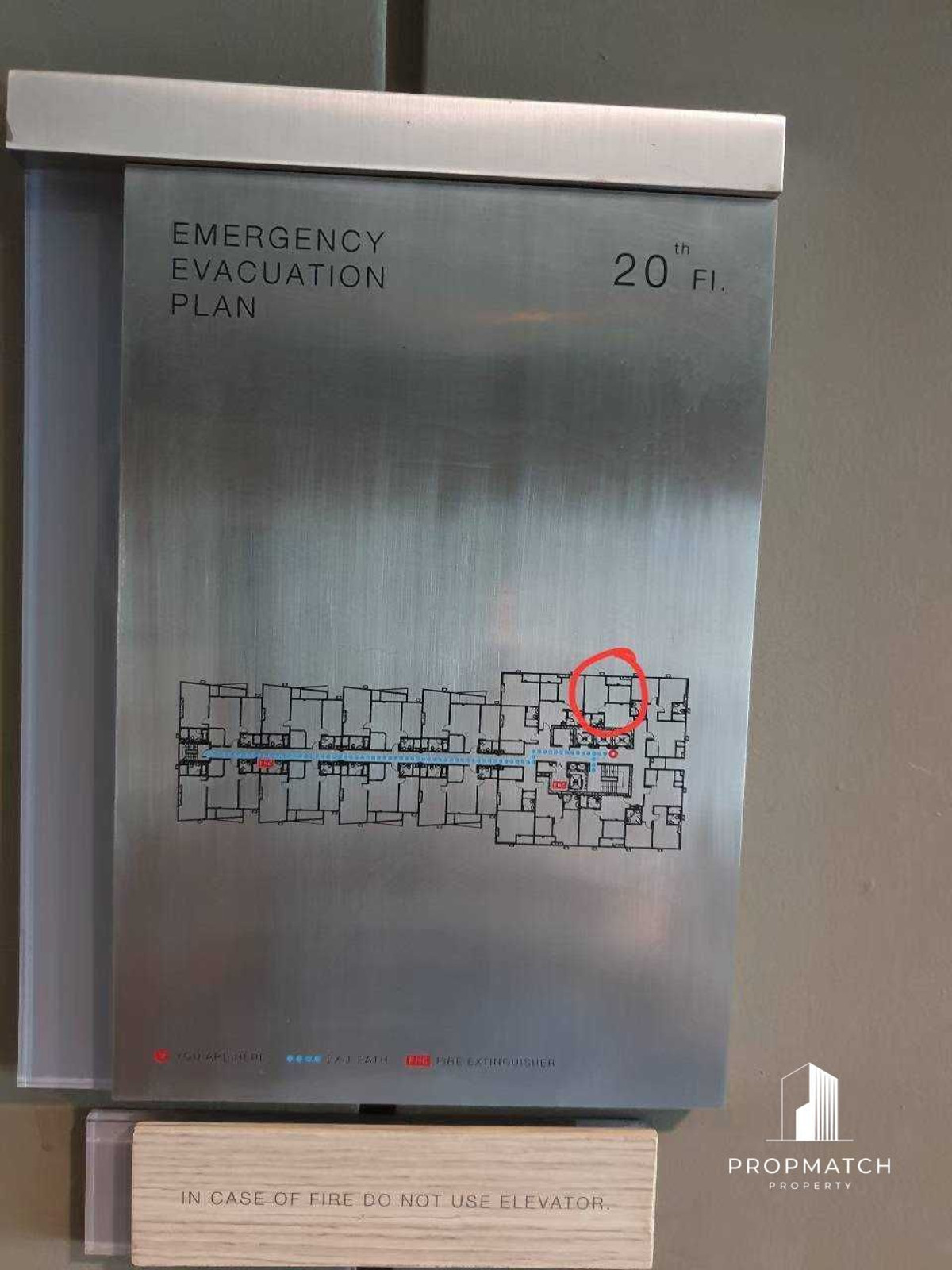 For SaleCondoSathorn, Narathiwat : ⚡️Centric Sathorn St. Louis, luxury condo in the heart of Sathorn⚡️40 Sq.m 🔥1 Bed 1 Bath🔥 5.15 Mb ⚡️Beautiful room, good price👑If interested, contact Putter 0928895628 Line: plustor_ss⚡️