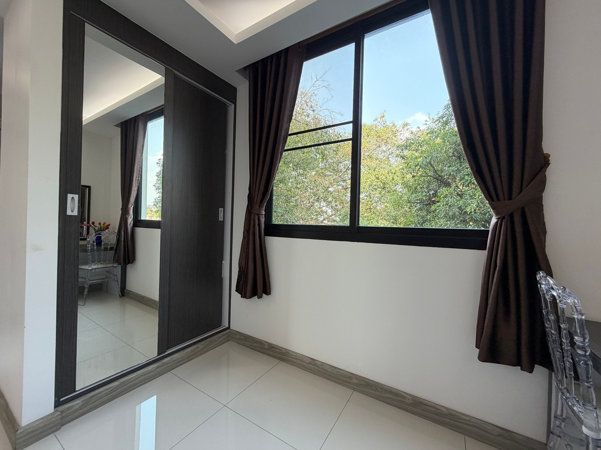 ขายกิจการโรงแรม & กิจการอพาร์ตเมนต์เกษตรศาสตร์ รัชโยธิน : ขายอพาร์ทเมนท์ ลาดพร้าววังหิน ใกล้ BTS ภาวนา 8 ชั้น 60 ห้อง ราคา 80 ล้านบาท