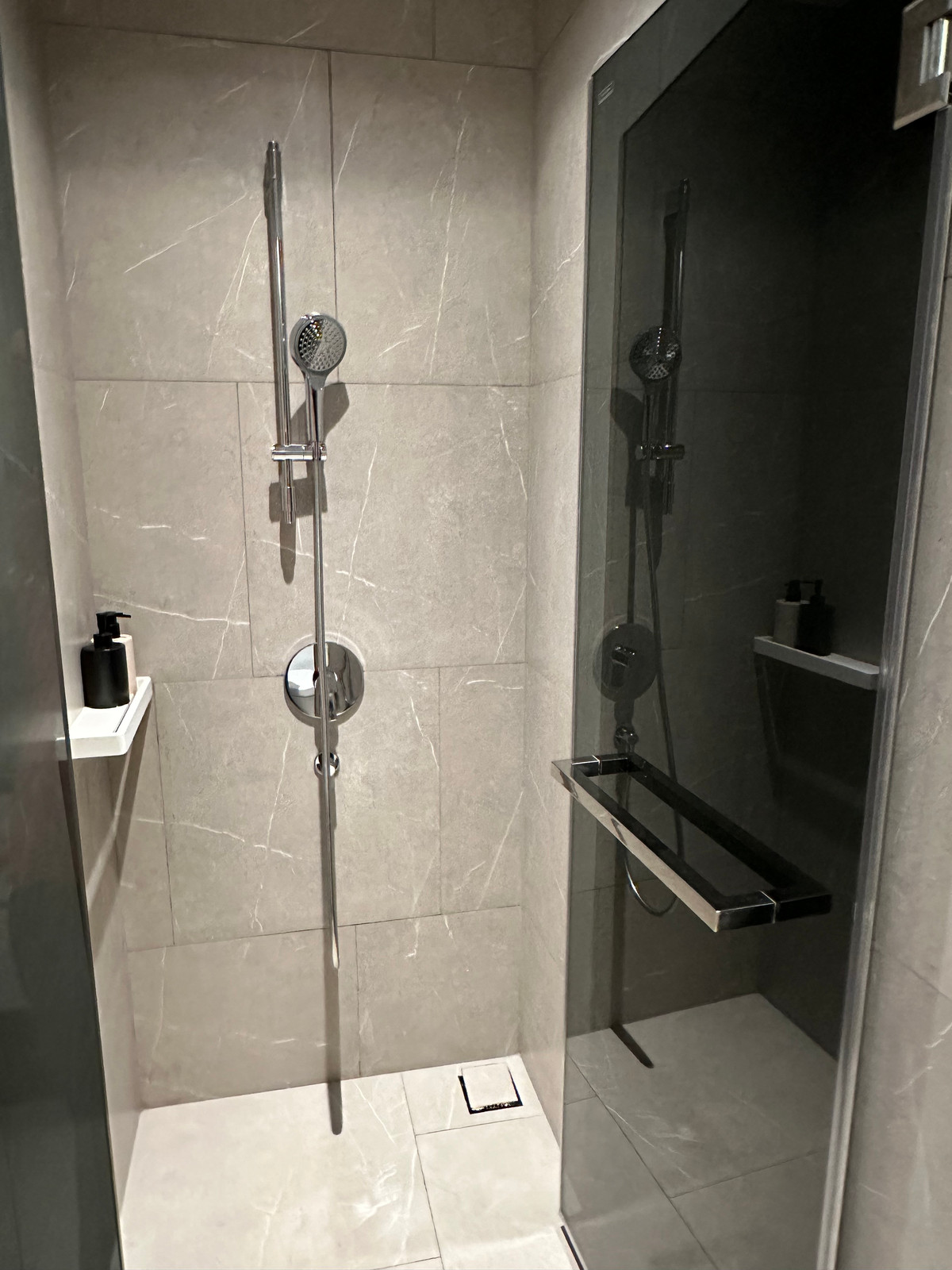 For RentCondoSukhumvit, Asoke, Thonglor : For rent the reserve hideaway 2 bedroom fully furnished 