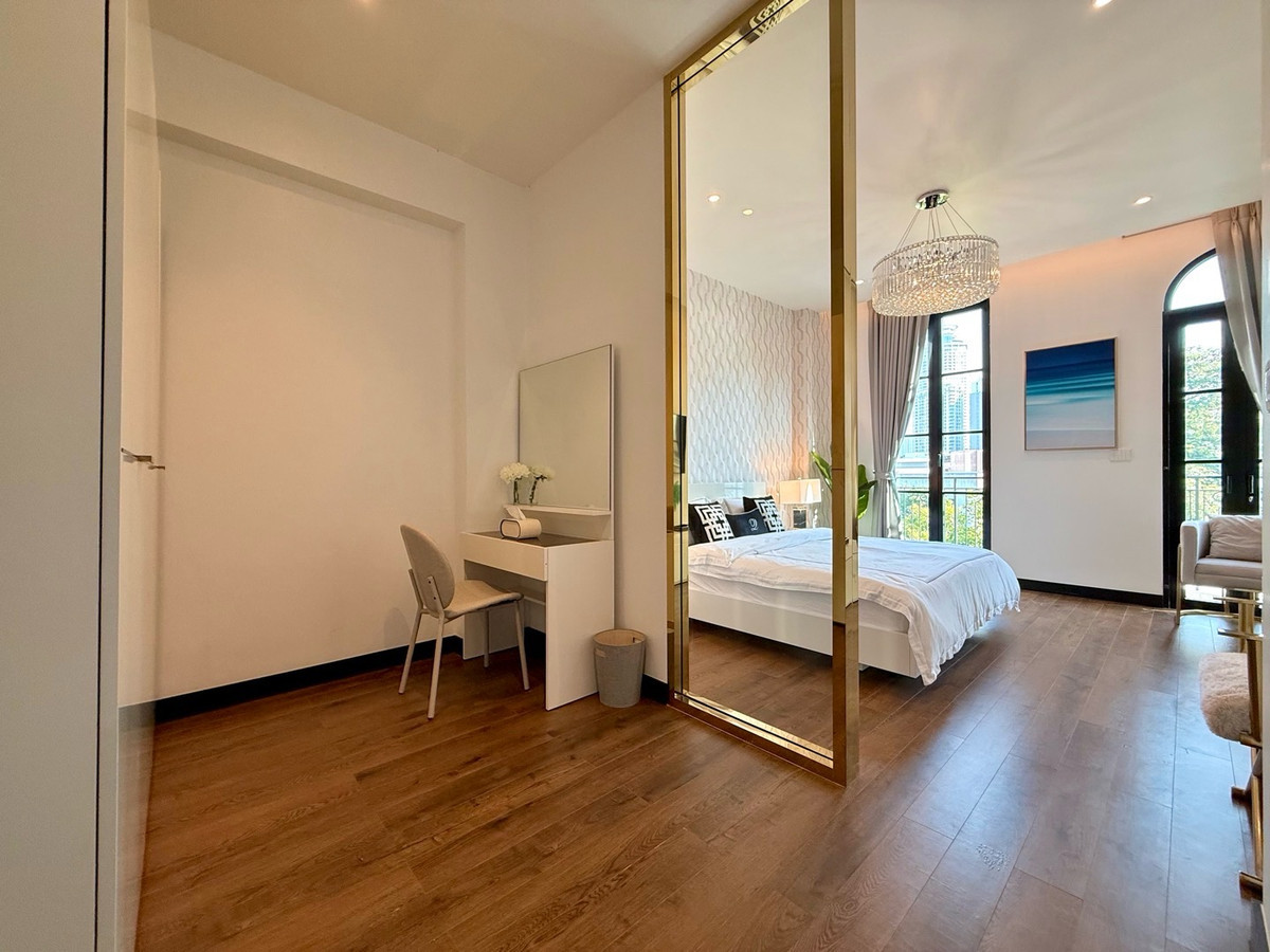 ให้เช่าบ้านอ่อนนุช อุดมสุข : For rent luxury house in Phra khanong!✨ 4 bedroom 5 bathroom 325 sq.m fully furnished near BTS Phra khanong