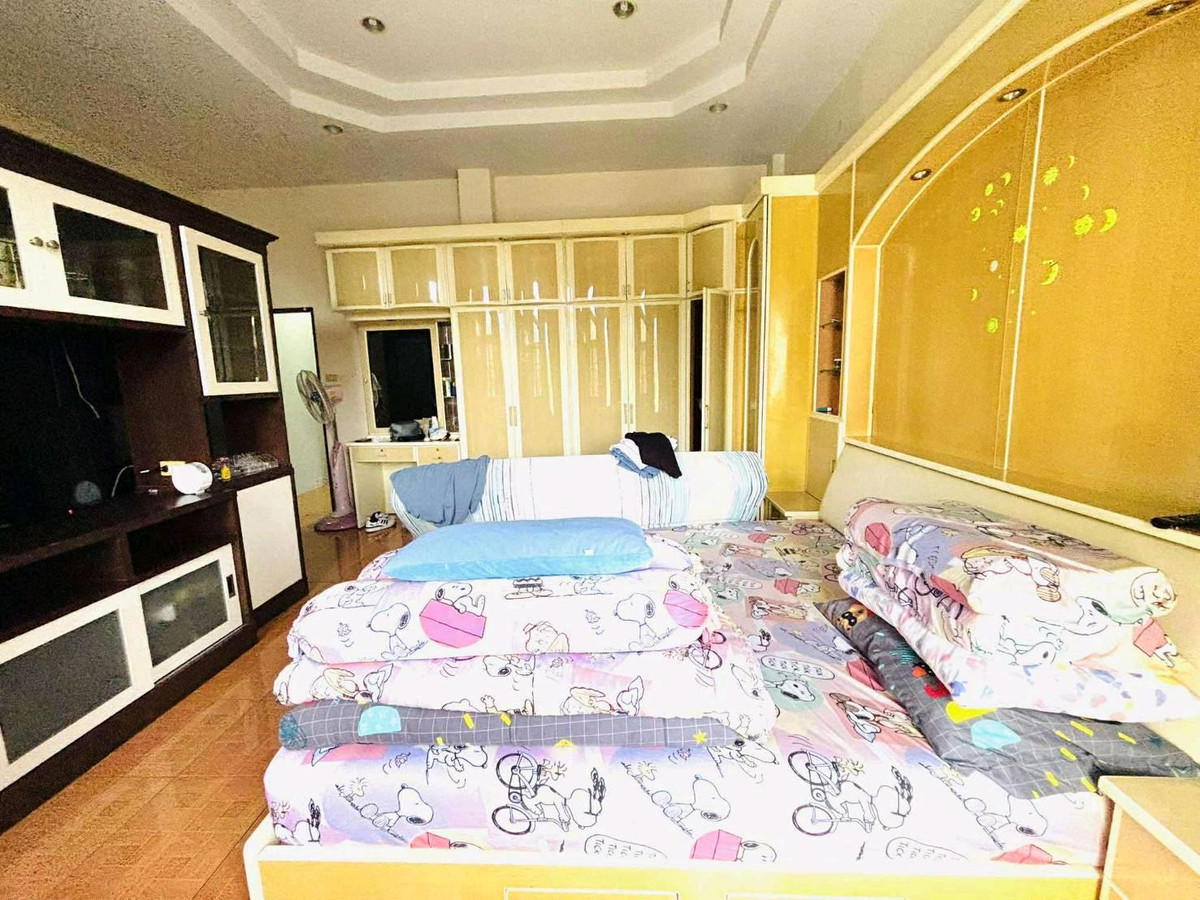 ขายทาวน์โฮมปิ่นเกล้า จรัญสนิทวงศ์ : 🏡 ขายทาวน์โฮม 3 ชั้น หมู่บ้านร่วมใจวิลล่า แยก 1/1  ซอยพาณิชย์ธน 28 ใกล้MRT จรัญ 13