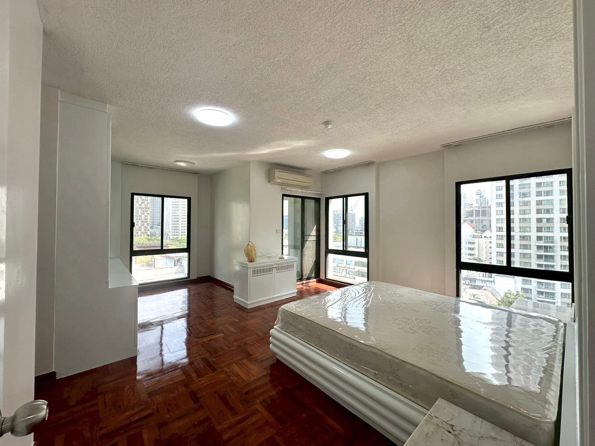 ให้เช่าคอนโดวิทยุ ชิดลม หลังสวน : ให้เช่าคอนโดเลี้ยงสัตว์ได้ 😼🐶ย่านหลังสวน 3ห้องนอน ขนาด 250ตรม. เฟอร์นิเจอร์ครบ ใกล้BTS ชิดลม, Central Chidlom, Central Embassy, centralwOrld พร้อมอยู่