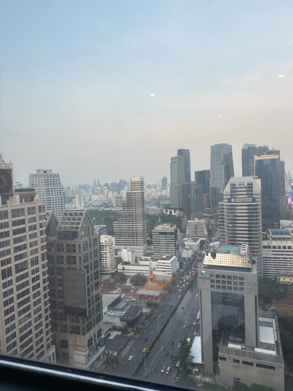 For RentCondoSathorn, Narathiwat : 2beds+Office room- Brand new - Lumpini Park just 10 min walk.