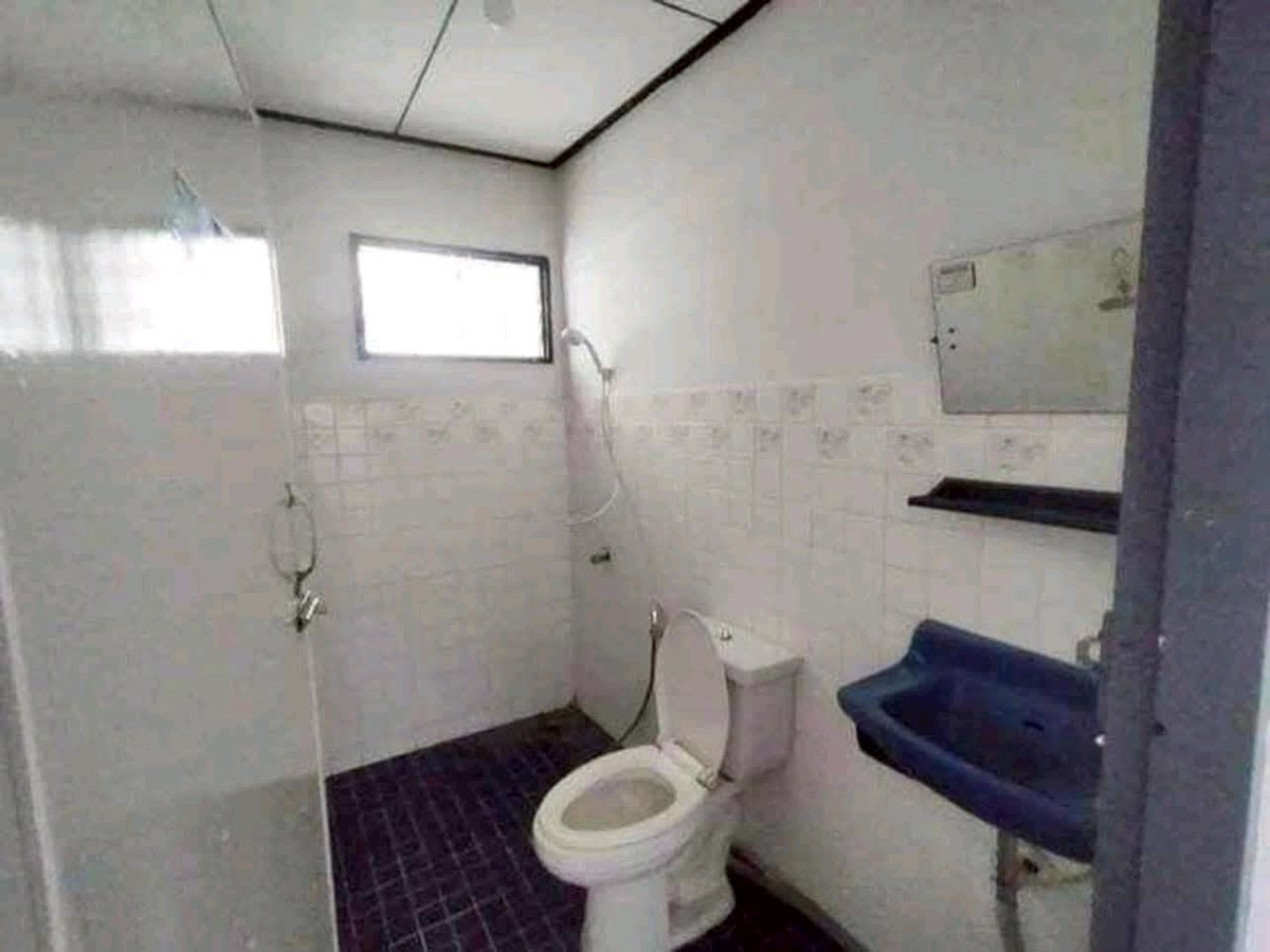 ให้เช่าบ้านพระราม 5 ราชพฤกษ์ บางกรวย : โครงการติดถนนบางกรวย–ไทรน้อย
บ้านชั้นเดียว หมู่บ้านบัวทองเคหะ