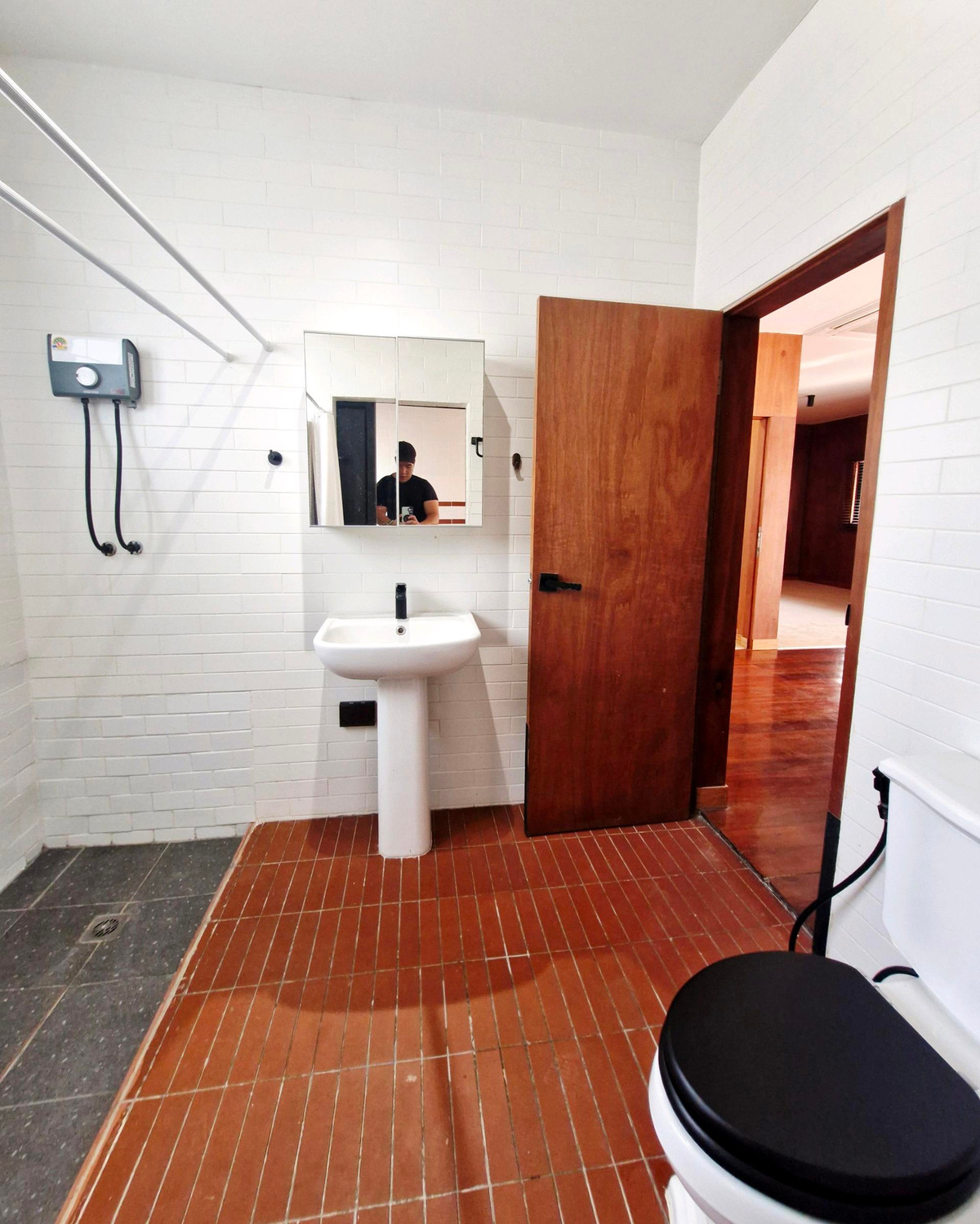 ให้เช่าทาวน์โฮมสุขุมวิท อโศก ทองหล่อ : (For Rent🔥) Commercial Townhome in Soi Ekkamai 12 | 250 SQM | Ideal for Home Office, Cafe, Spa, or Airbnb | Pet & Business Friendly 🐶🐱