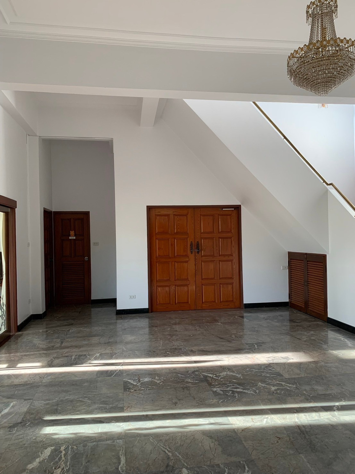 For RentHouseSukhumvit, Asoke, Thonglor : LTH14519- House FOR RENT in Soi Sukhumvit 70/3 | Size 400 sqm. | 100 sqw.| 2 beds | 2 baths|  Near BTS Bang Na | ONLY 50K/Month