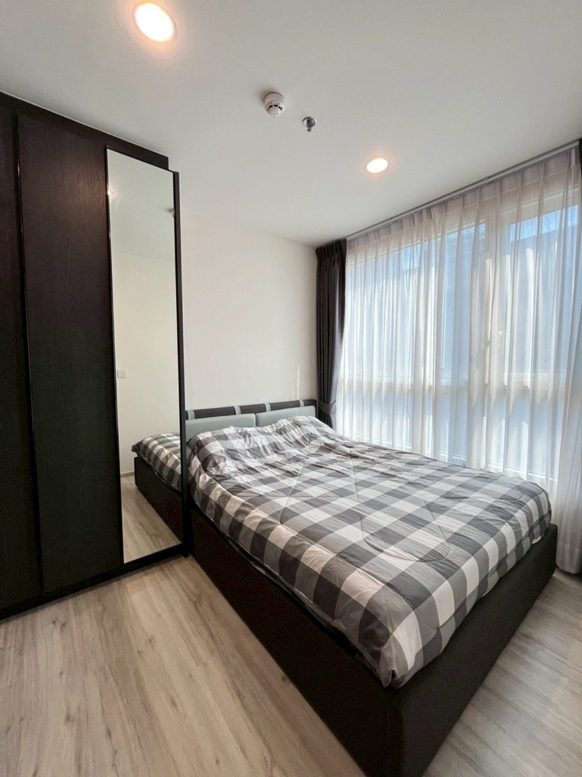 ให้เช่าคอนโดรัชดา ห้วยขวาง : ⭐️XT HUAYKWANG ⭐️For-Rent 
35sq.m 17K Pls call 084-9792464