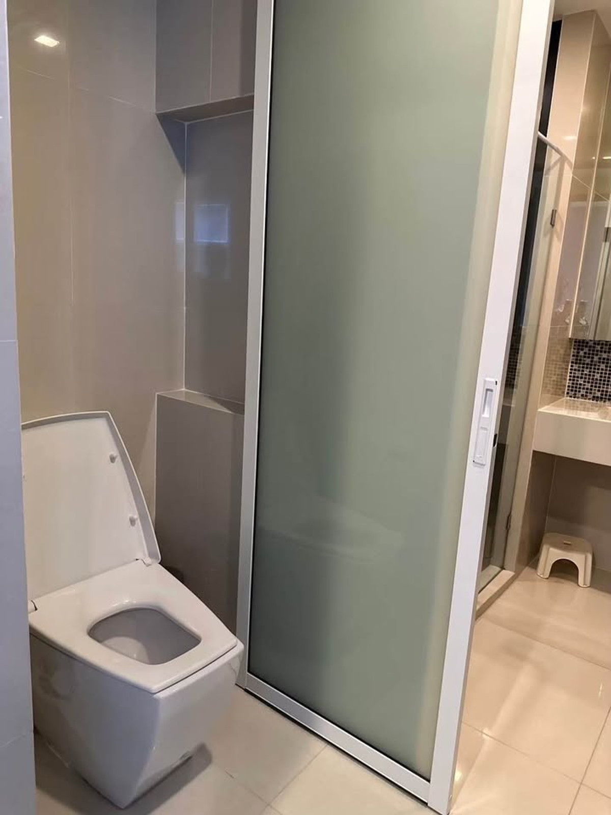 For RentCondoOnnut, Udomsuk : For rent 2 bedroom 10th floor Rhythm Sukhumvit 44/1, BTS Phrakanong 