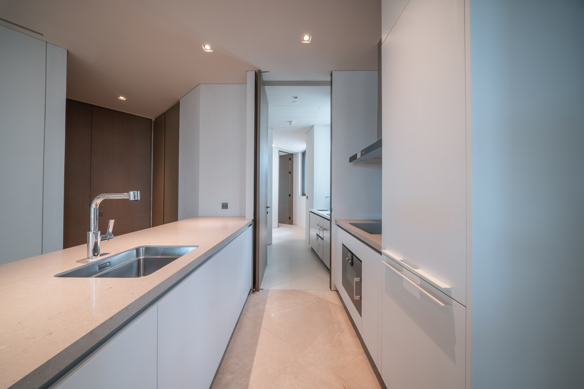 For RentCondoWongwianyai, Charoennakor : LTH14525 – Condo for Rent | Banyan Tree Residences Riverside Bangkok | 160.45 sqm | 2 Beds 2 Bath | Near BTS Khlong San | 170K/Month | Condo for rent Banyan Tree Residences Riverside Bangkok