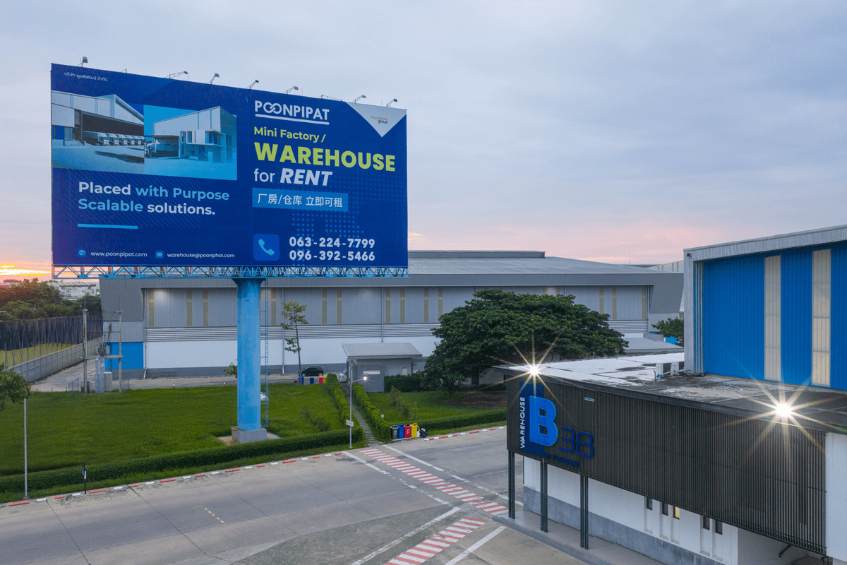 For RentWarehouseChachoengsao : Poolpipat Warehouse B38 Bangna Km. 38, next to Bangna-Trad Road, near the expressway, near the motorway.