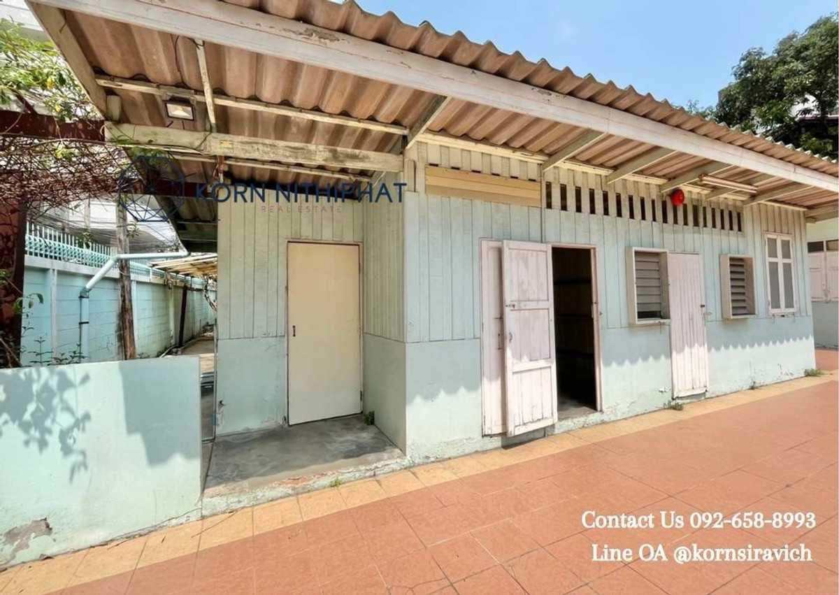 ให้เช่าร้านค้า/ตลาดนัดสุขุมวิท อโศก ทองหล่อ : สำหรับ เช่า บ้านเดี่ยว พร้อมพงษ์ สุขุมวิท เพื่อ ธุรกิจ มีที่จอดรถ | For Rent Stand Alone Single House Phrom Phong - Sukhumvit with Parking lots