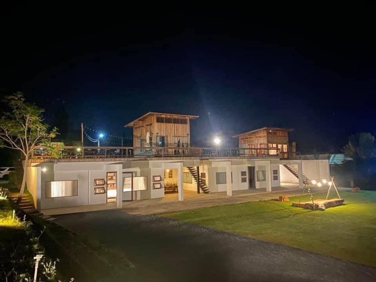 ขายบ้านปากช่อง เขาใหญ่ : ขายพูลวิลล่าเขาใหญ่ หมูสี วิวภูเขา บนที่ดิน 1,942 ตร.ว มี 2 หลัง พร้อมสิ่งปลูกสร้าง เหมาะอยู่อาศัยหรือทำธุรกิจ
