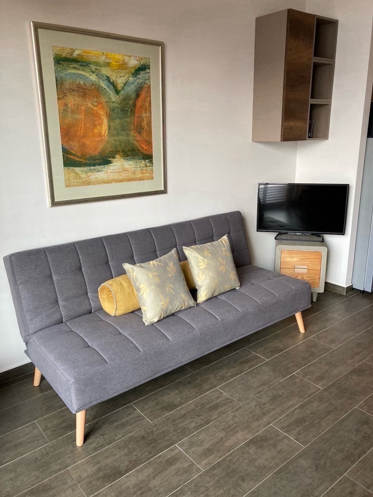 For RentCondoSukhumvit, Asoke, Thonglor : The Lofts Ekkamai 1bed 37K call 0886166564