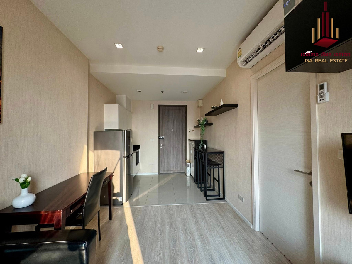 For RentCondoRatchadapisek, Huaikwang, Suttisan : ✨ For Rent: Quinn Ratchada 17 Condo ✨ 💰 Only 16,000 THB/month