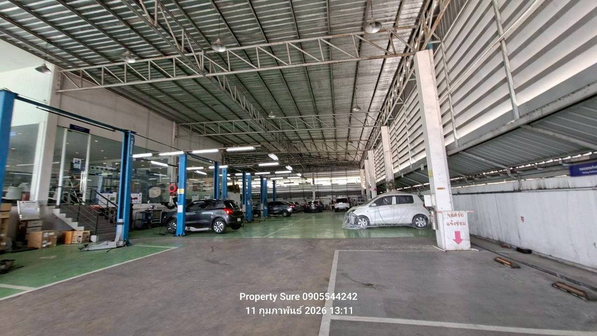 ให้เช่าโชว์รูมปทุมธานี รังสิต ธรรมศาสตร์ : Showroom For rent & Ready to move in ให้เช่าโชว์รูมรถยนต์พร้อมศูนย์บริการขนาดใหญ่ บนเนื้อที่ 2 ไร่   มุมโค้งพาโนราม่าบนทำเลที่ดีที่สุดใจกลางเมืองปทุมธานี โชว์รูมพร้อมดำเนินการได้ทันที มีห้องพ่นสีและซ่อมตัวถัง ศูนย์บริการขนาดใหญ่