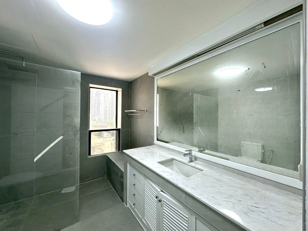 ให้เช่าคอนโดวิทยุ ชิดลม หลังสวน : ให้เช่าคอนโดเลี้ยงสัตว์ได้ 😼🐶ย่านหลังสวน 3ห้องนอน ขนาด 250ตรม. เฟอร์นิเจอร์ครบ ใกล้BTS ชิดลม, Central Chidlom, Central Embassy, centralwOrld พร้อมอยู่