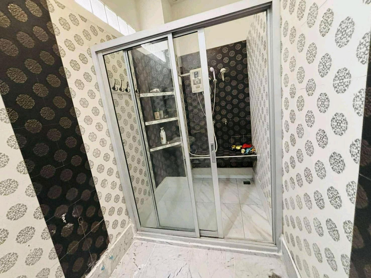 ขายทาวน์โฮมปิ่นเกล้า จรัญสนิทวงศ์ : 🏡 ขายทาวน์โฮม 3 ชั้น หมู่บ้านร่วมใจวิลล่า แยก 1/1  ซอยพาณิชย์ธน 28 ใกล้MRT จรัญ 13