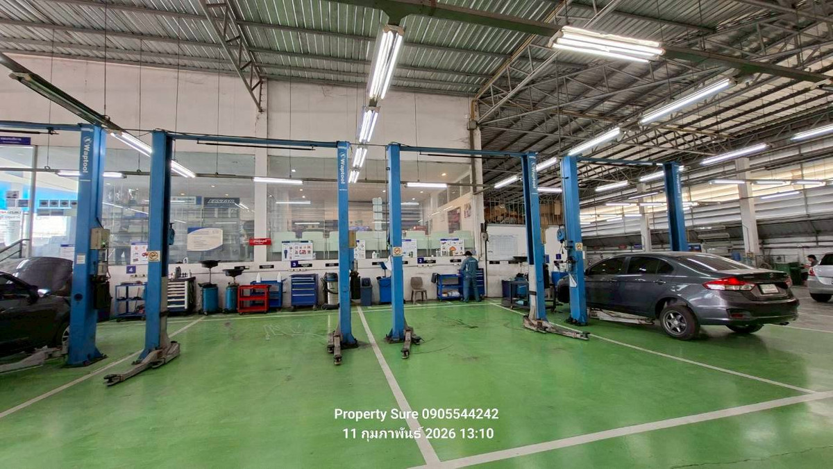 ให้เช่าโชว์รูมปทุมธานี รังสิต ธรรมศาสตร์ : Showroom For rent & Ready to move in ให้เช่าโชว์รูมรถยนต์พร้อมศูนย์บริการขนาดใหญ่ บนเนื้อที่ 2 ไร่   มุมโค้งพาโนราม่าบนทำเลที่ดีที่สุดใจกลางเมืองปทุมธานี โชว์รูมพร้อมดำเนินการได้ทันที มีห้องพ่นสีและซ่อมตัวถัง ศูนย์บริการขนาดใหญ่