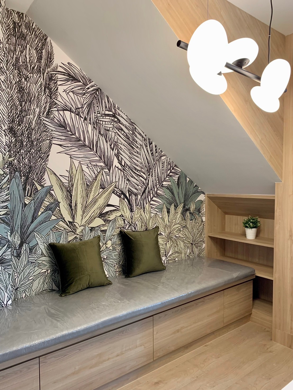 For RentCondoSukhumvit, Asoke, Thonglor : For rent: Noble Recole Sukhumvit 19 (60 sq m.), beautiful room, fully furnished.