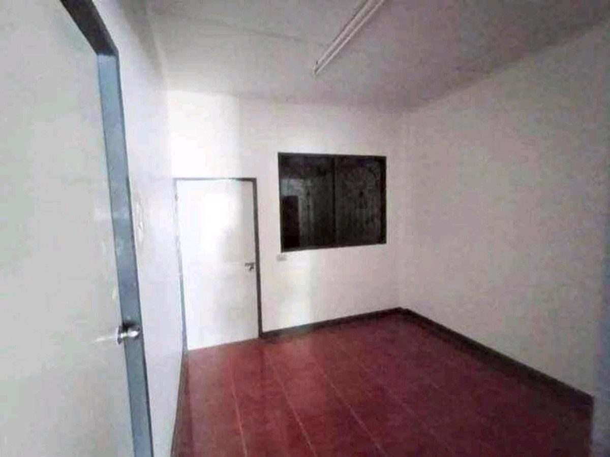 ให้เช่าบ้านพระราม 5 ราชพฤกษ์ บางกรวย : โครงการติดถนนบางกรวย–ไทรน้อย
บ้านชั้นเดียว หมู่บ้านบัวทองเคหะ