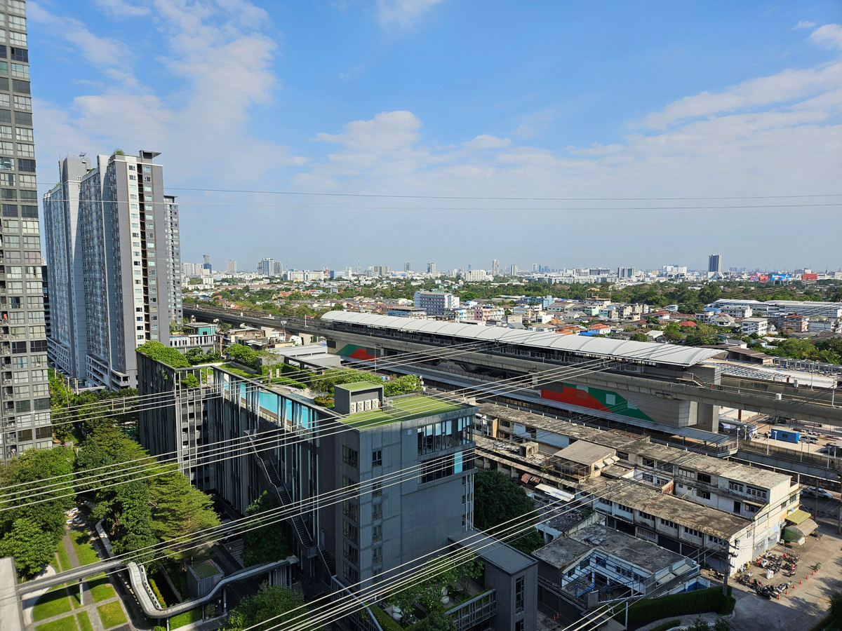 ขายสำนักงานบางซื่อ วงศ์สว่าง เตาปูน : ขายอาคารสำนักงาน 13 ชั้น ถนนวงศ์สว่าง บางซื่อ กรุงเทพฯ พื้นที่ใช้สอย 4,000 ตร.ม. ตรงข้ามบิ๊กซี วงศ์สว่าง ราคา 270,000,000 บาท