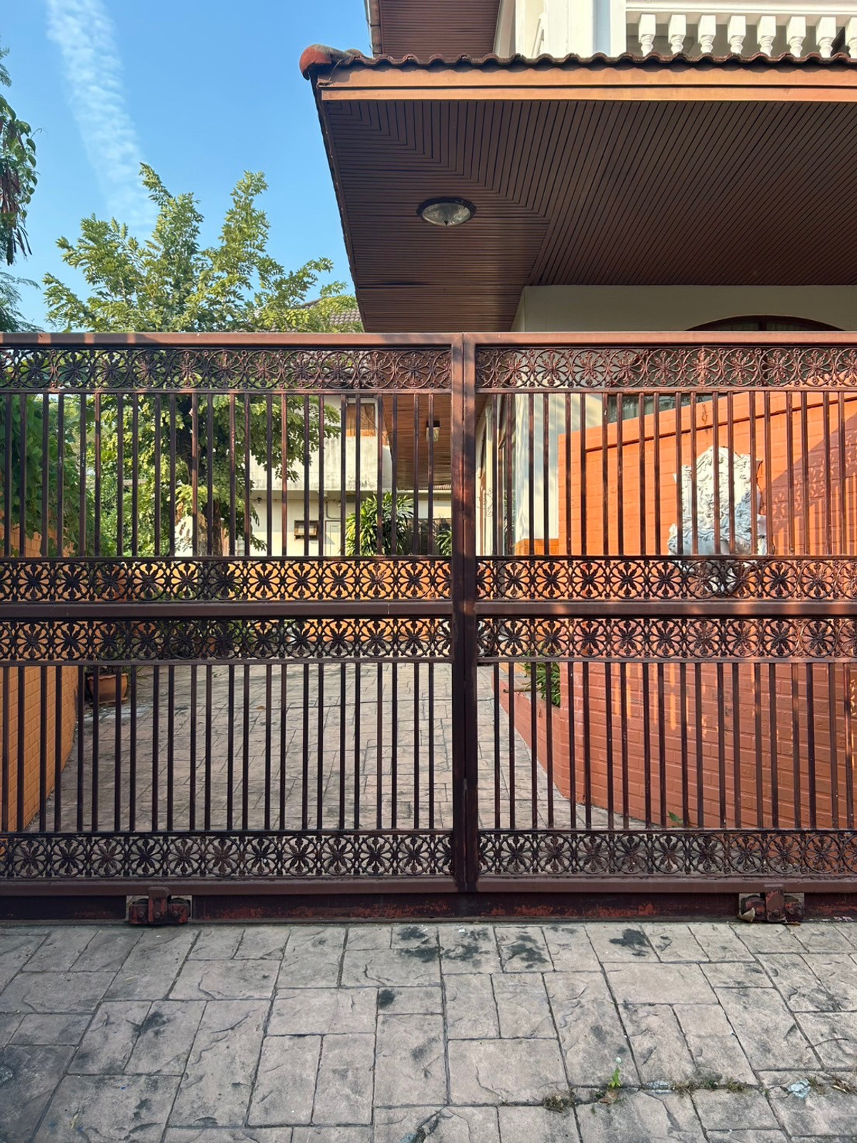 For RentHouseSukhumvit, Asoke, Thonglor : LTH14519- House FOR RENT in Soi Sukhumvit 70/3 | Size 400 sqm. | 100 sqw.| 2 beds | 2 baths|  Near BTS Bang Na | ONLY 50K/Month