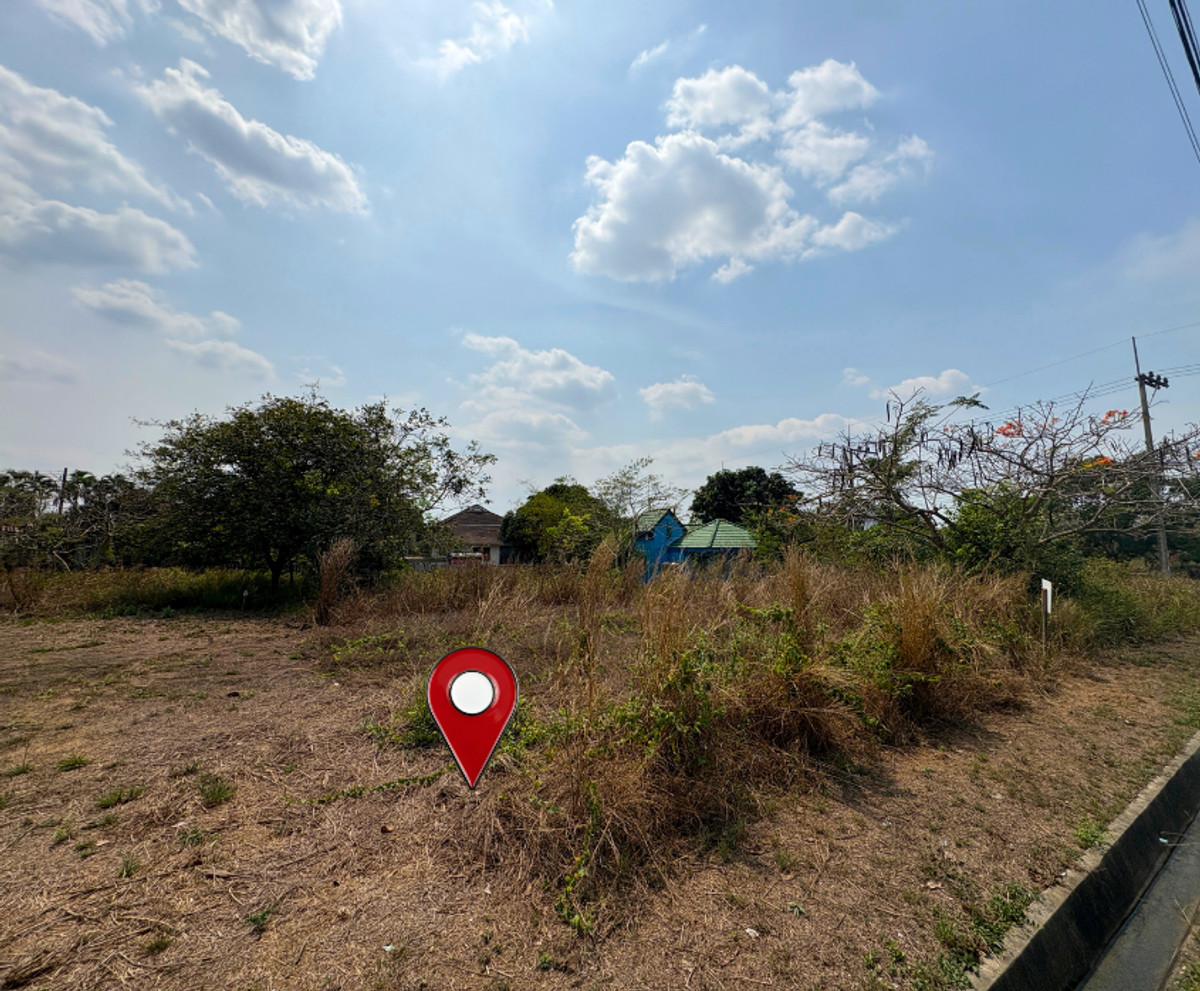 ขายที่ดินพัทยา บางแสน ชลบุรี สัตหีบ : ขายที่ดินจัดสรรโครงการบ้านเนินน้ำ  ขนาด 81 ตร.ว หน้ากว้าง 15 ม. ลึก 22 ม.วิวอ่างเก็บน้ำ วิวภูเขา มีความเป็นส่วนตัวสูง ใกล้ชิดธรรมชาติ พื้นที่ตะเคียนเตี้ย บางละ,6'