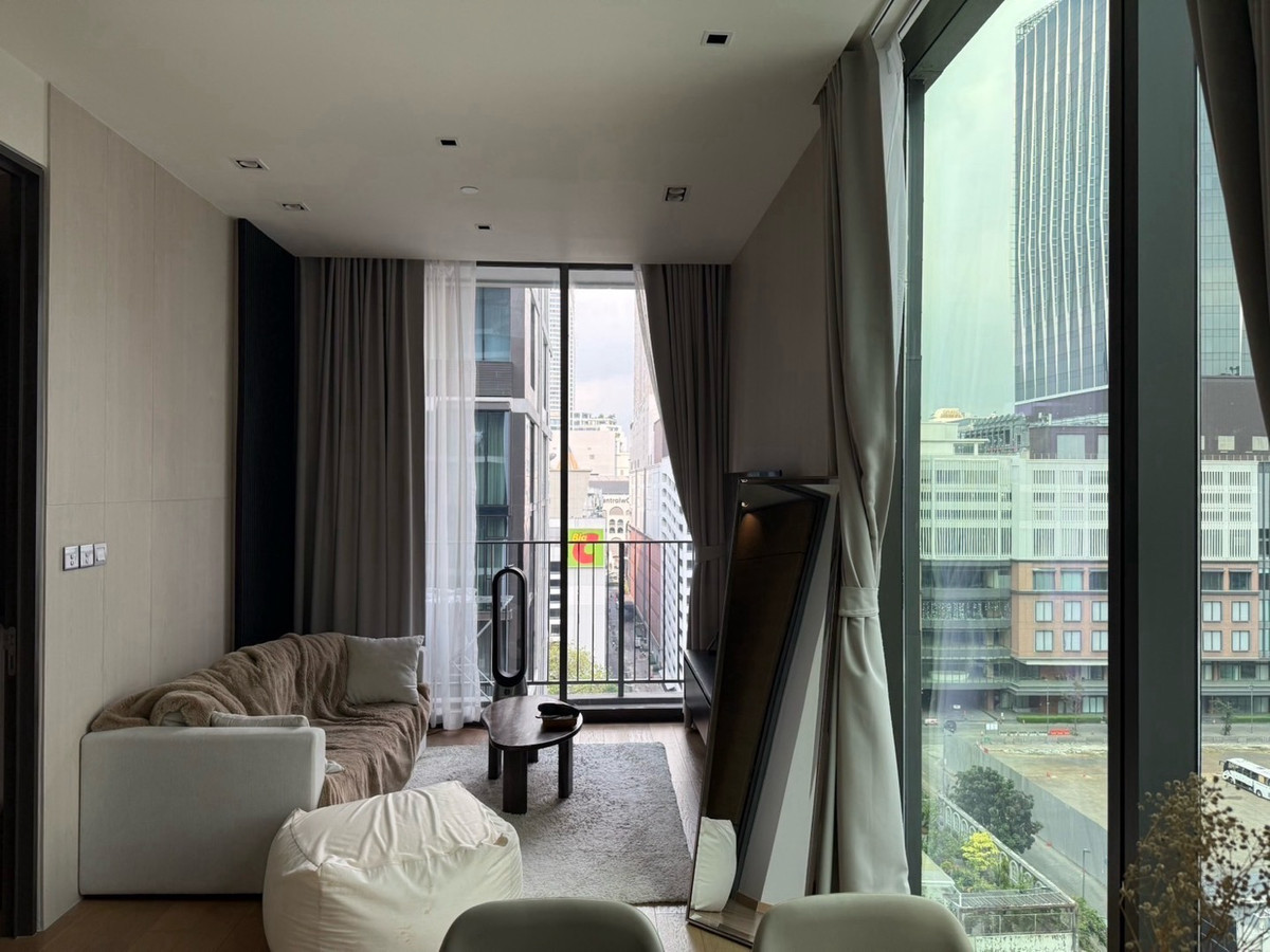 For RentCondoWitthayu, Chidlom, Langsuan, Ploenchit : 28 Chidlom 1bed 55K Call 0886166564