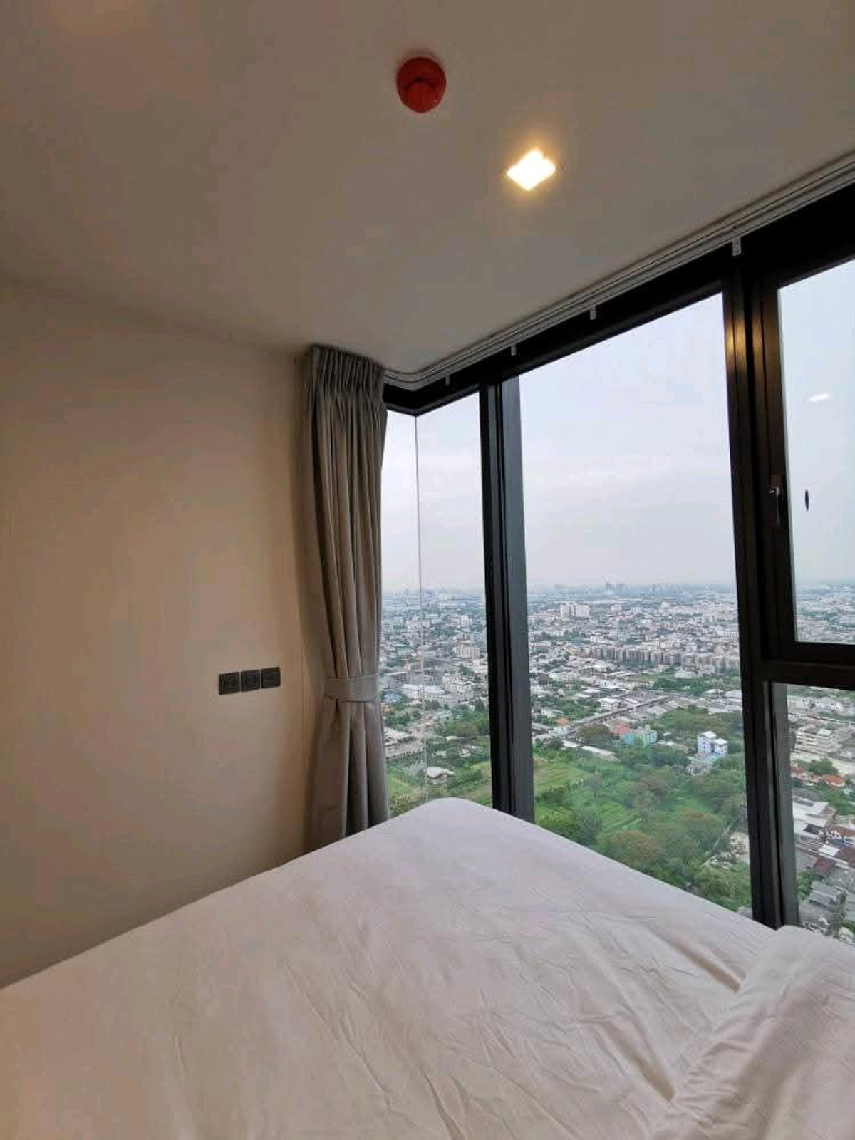 For RentCondoOnnut, Udomsuk : For rent The Line Sukhumvit 101
The largest room type of 1BR Duplex.
Near BTS Punnawithi