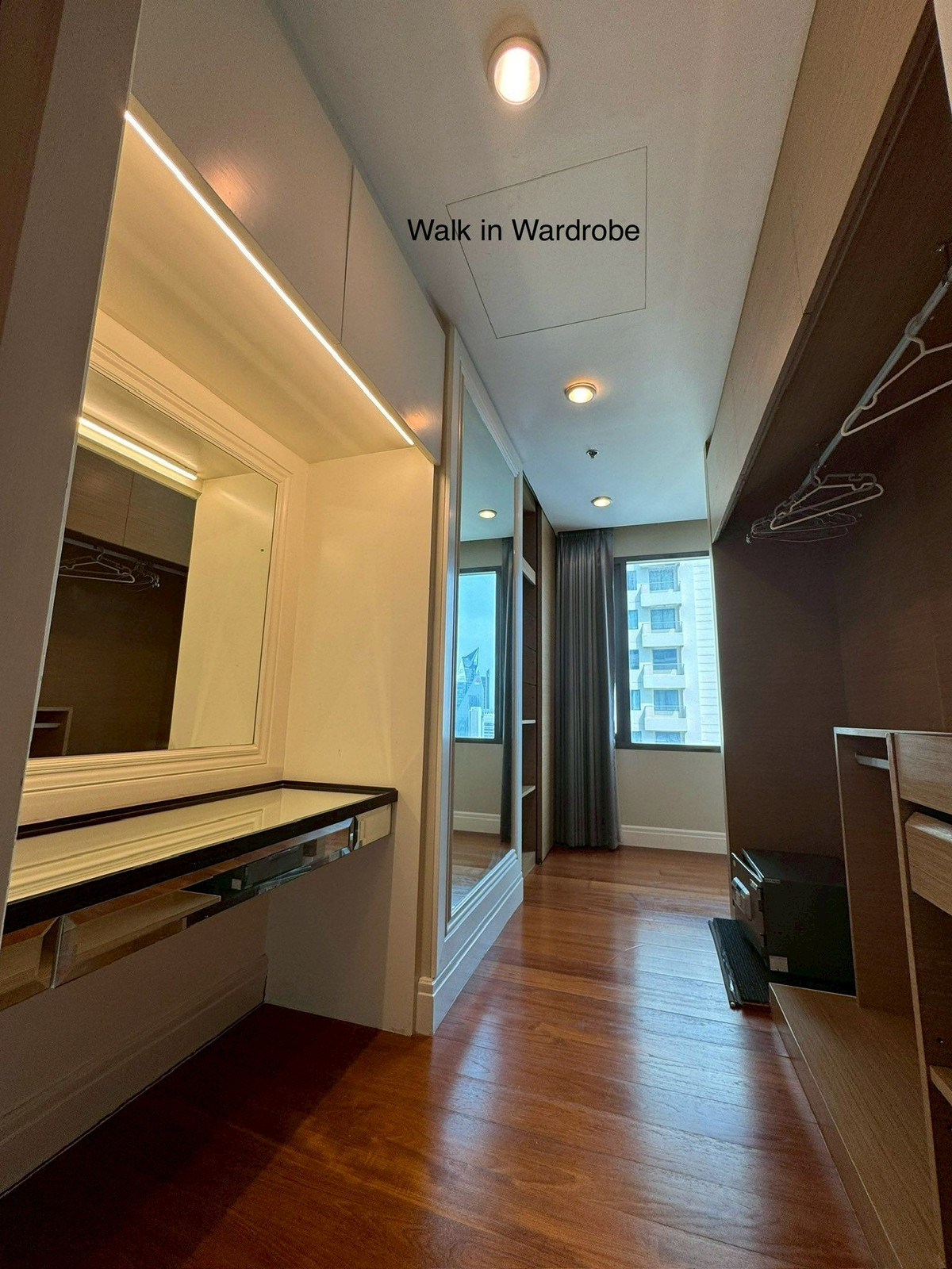 For RentCondoSukhumvit, Asoke, Thonglor : ✨ GT15953 | Condo Bright Sukhumvit 24, convenient travel, near BTS, there is a shuttle, beautiful room, fully furnished. Ready to move in!!