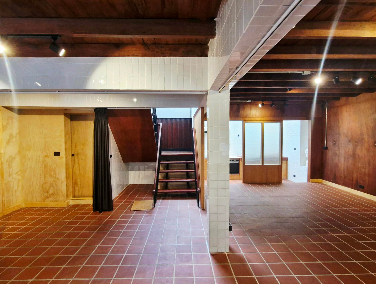 ให้เช่าทาวน์โฮมสุขุมวิท อโศก ทองหล่อ : (For Rent🔥) Commercial Townhome in Soi Ekkamai 12 | 250 SQM | Ideal for Home Office, Cafe, Spa, or Airbnb | Pet & Business Friendly 🐶🐱