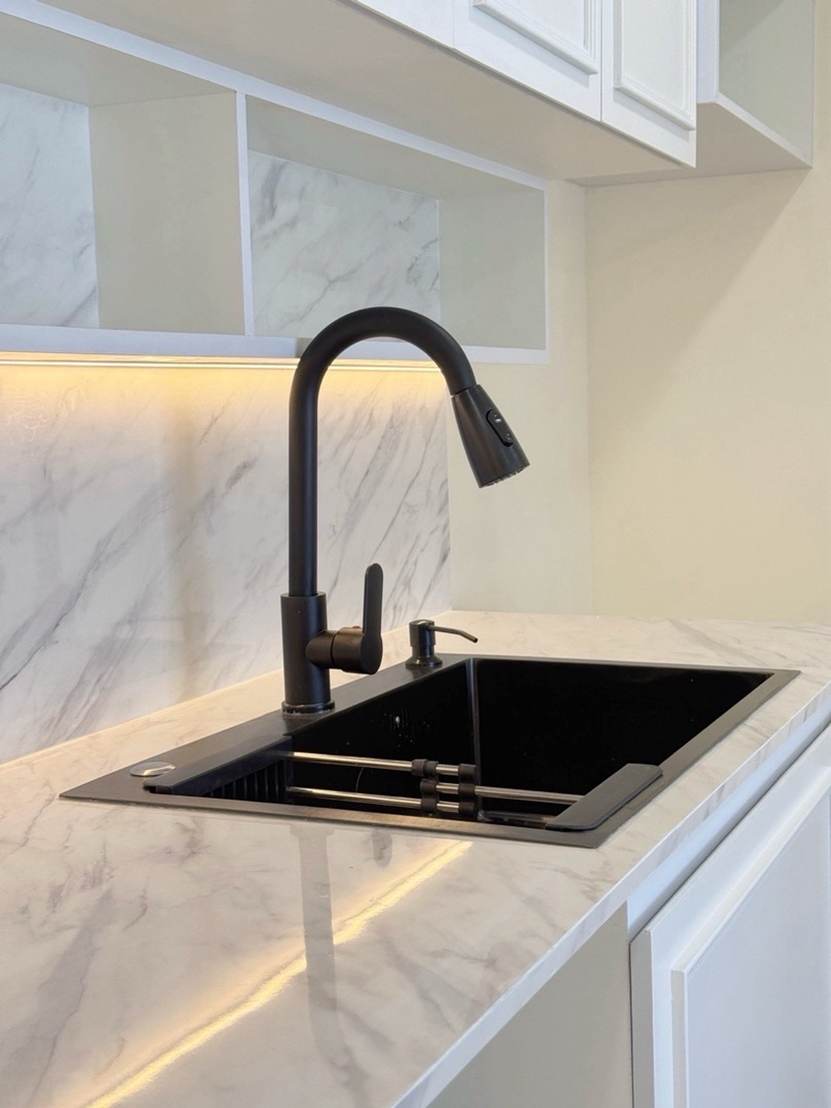 ขายคอนโดลาดพร้าว101 แฮปปี้แลนด์ : 🤩ก้าวแรกที่เปิดประตูเข้ามา... ความเหนื่อยล้าจากงานก็หายเป็นปลิดทิ้ง