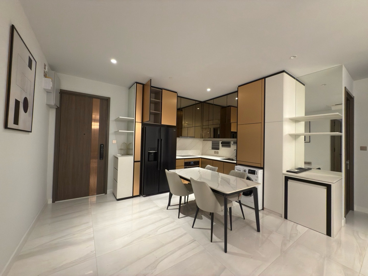 For RentCondoSathorn, Narathiwat : 2beds+Office room- Brand new - Lumpini Park just 10 min walk.