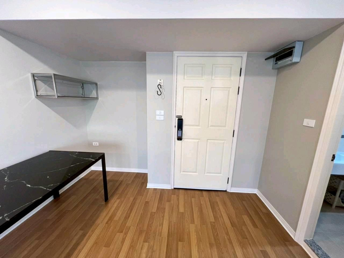 CondoSapankwai,Jatujak : 🇬🇧 FOR SALE / FOR RENT
Corner Unit | Tower A | 20th Floor | Unblocked City View
65 SQ.M. | 2 Bedrooms | 2 Bathrooms | 1 Living Room | 1 Kitchen