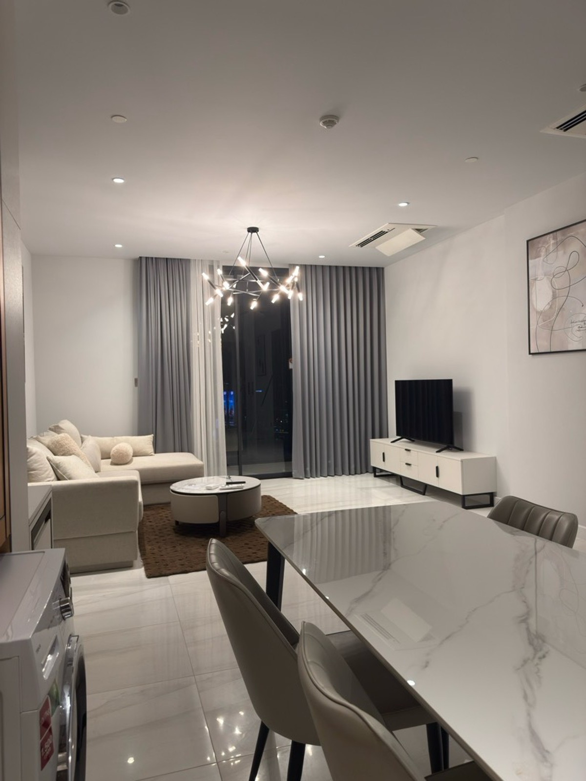 For RentCondoSathorn, Narathiwat : 2beds+Office room- Brand new - Lumpini Park just 10 min walk.