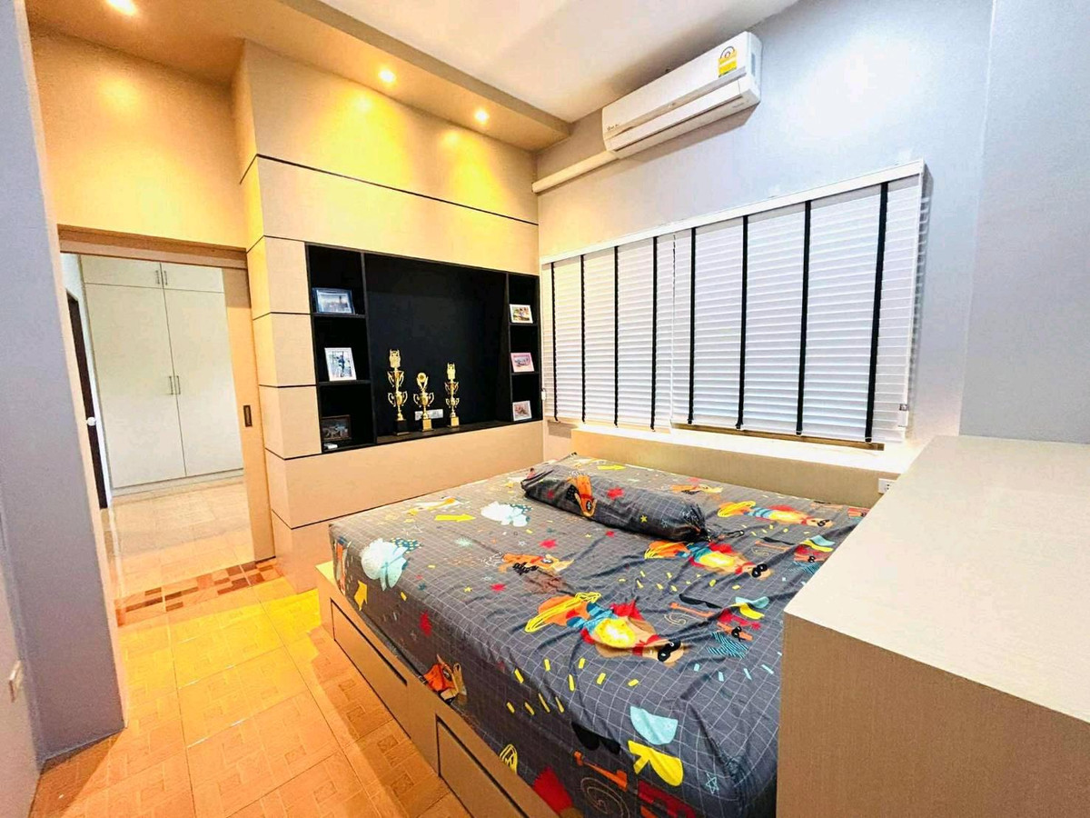 ขายทาวน์โฮมปิ่นเกล้า จรัญสนิทวงศ์ : 🏡 ขายทาวน์โฮม 3 ชั้น หมู่บ้านร่วมใจวิลล่า แยก 1/1  ซอยพาณิชย์ธน 28 ใกล้MRT จรัญ 13