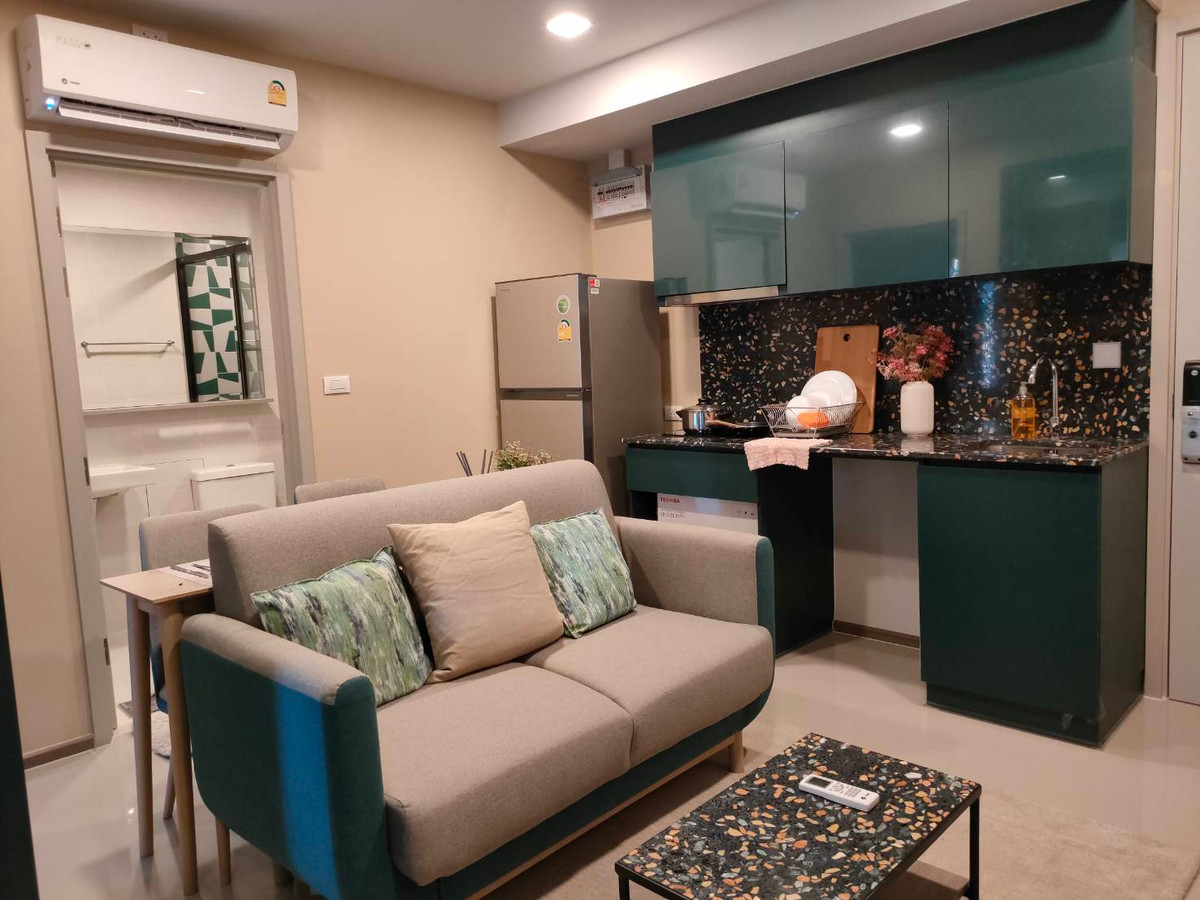 For RentCondoOnnut, Udomsuk : For urgent rent, 1 Bed Plus, large room, 56 sq m., home feel, fully furnished, ready to move in, near BTS On Nut.