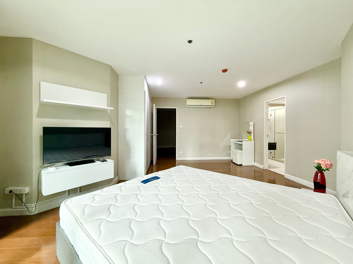 คอนโดพระราม 9 เพชรบุรีตัดใหม่ RCA : 🚀 Belle Grand พระราม9 - 245ตรม. Penthouse Duplex 5นอน6น้ำ เช่าและขาย 092-545-6151 (ทีม)